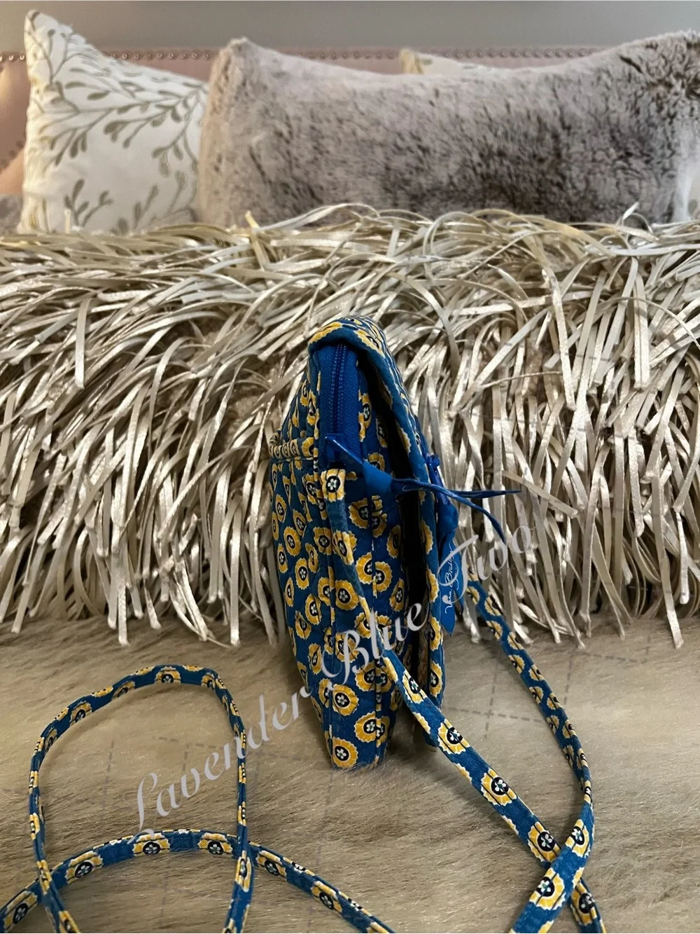 VERA BRADLEY Riviera 2008 Mini Hipster Hook Latch Green Navy Travel Crossbody